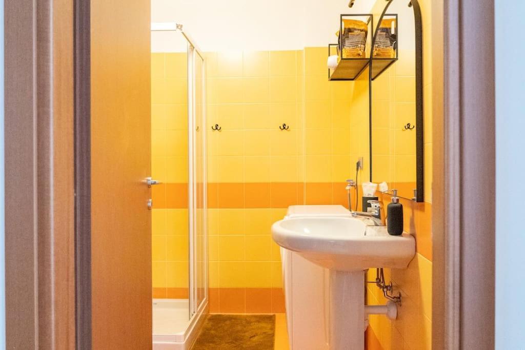 La Casa Di Claudio Incantevole Suite In Centro 科莫 外观 照片